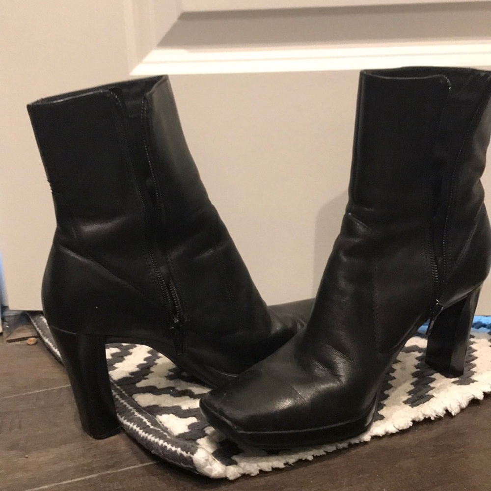 Nine West boots black